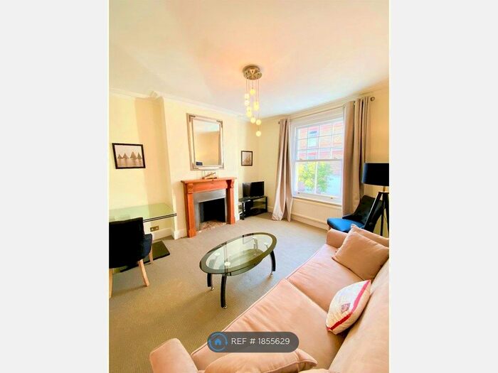 2 Bedroom Flat To Rent In St. Olaf's Road, London, SW6