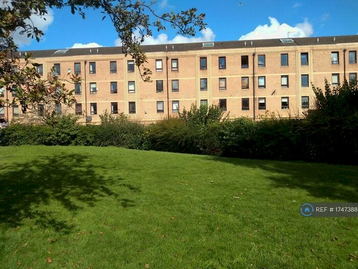 2 Bedroom Flat To Rent In Milnpark Gardens, Glasgow, G41