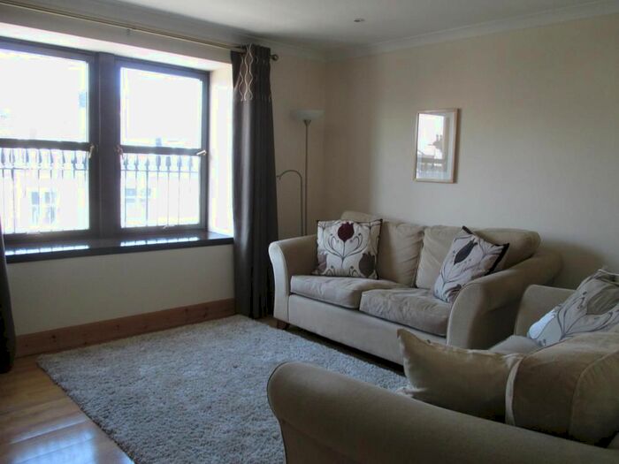 2 Bedroom Flat To Rent In Ashley Court, Union Grove, AB10