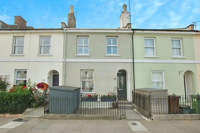 3 Bedroom Terraced House For Sale In Naunton Crescent, Cheltenham, GL53