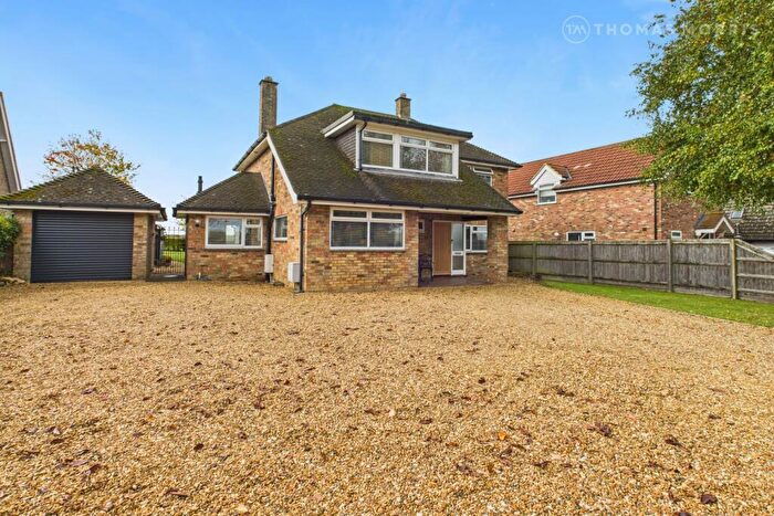 4 Bedroom Detached House For Sale In Meadow Road, Upwood, Ramsey, Huntingdon, PE26