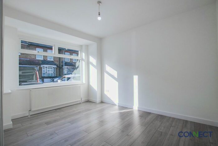 5 Bedroom Terraced House To Rent In Eastbrook Road, Waltham Abbey, EN9