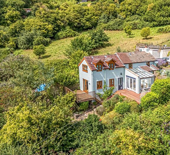 2 Bedroom Cottage For Sale In Woodside, Woolaston, Lydney, Gloucestershire, GL15