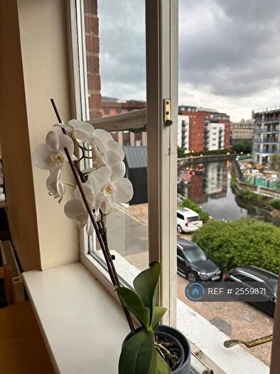 1 Bedroom Flat To Rent In Otter Close, Stratford, E15