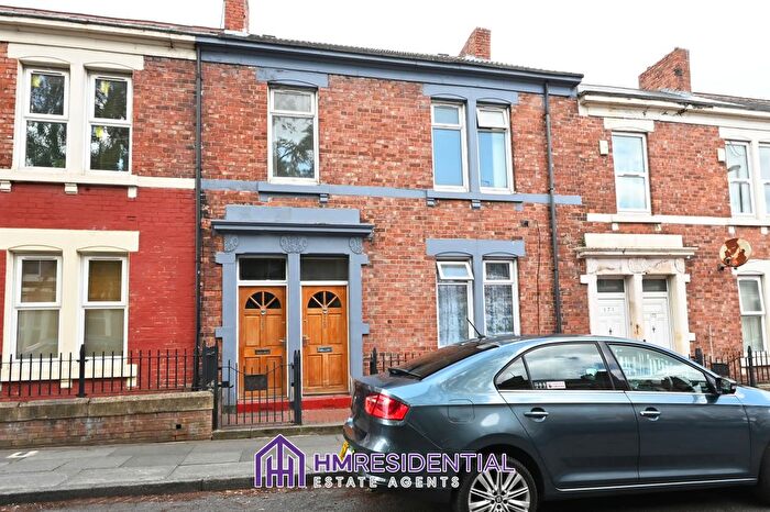 3 Bedroom Flat To Rent In Dilston Road, Arthurs Hill, Newcastle Upon Tyne, NE4