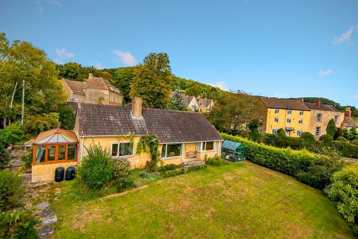 3 Bedroom Detached Bungalow For Sale In Fop Street, Uley, Dursley, GL11