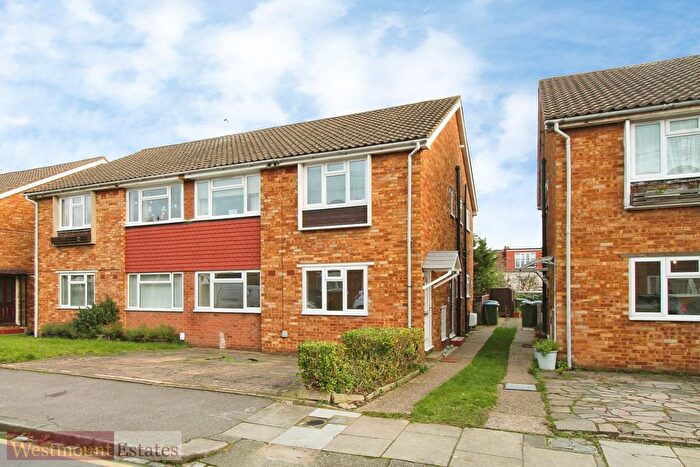 2 Bedroom Maisonette To Rent In Colyer Close, London, SE9