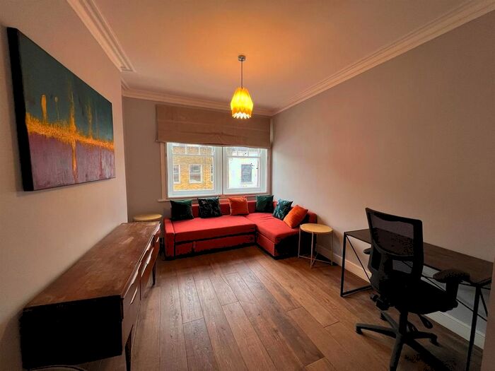 1 Bedroom Flat To Rent In Old Compton Street, London, W1D