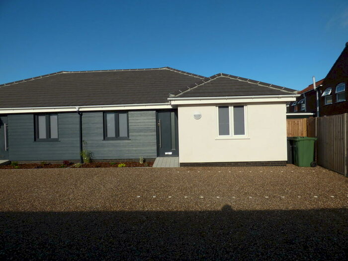 2 Bedroom Semi-Detached Bungalow To Rent In Loddon Road, Ditchingham, Bungay, NR35