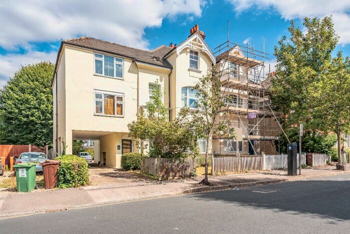 2 Bedroom Flat To Rent In St James Road, Sutton, SM1