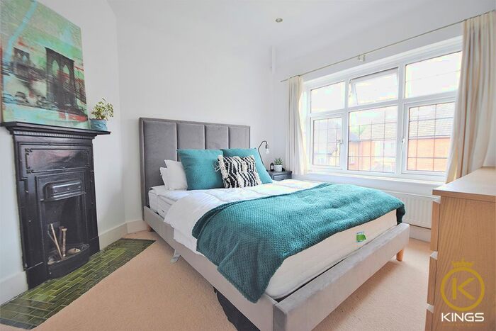 3 Bedroom Detached House To Rent In Agraria Road, Guildford, GU2