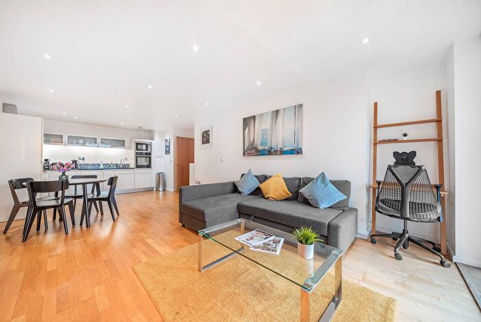 2 Bedroom Flat To Rent In Ability Place, Docklands, London, E14