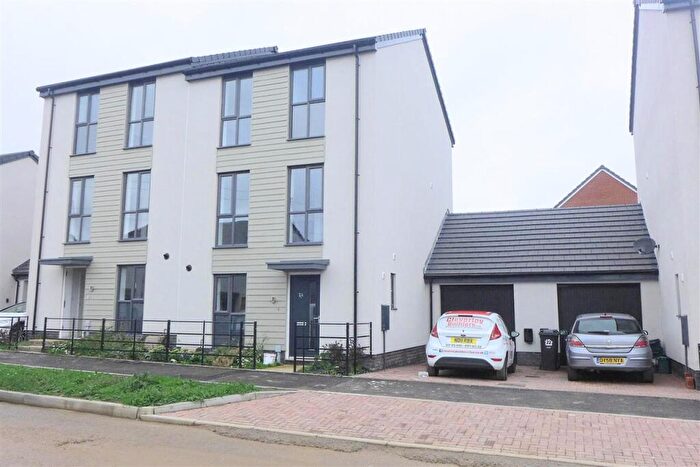 1 Bedroom Detached House To Rent In Clover Way, Stoke Gifford, Bristol, BS34