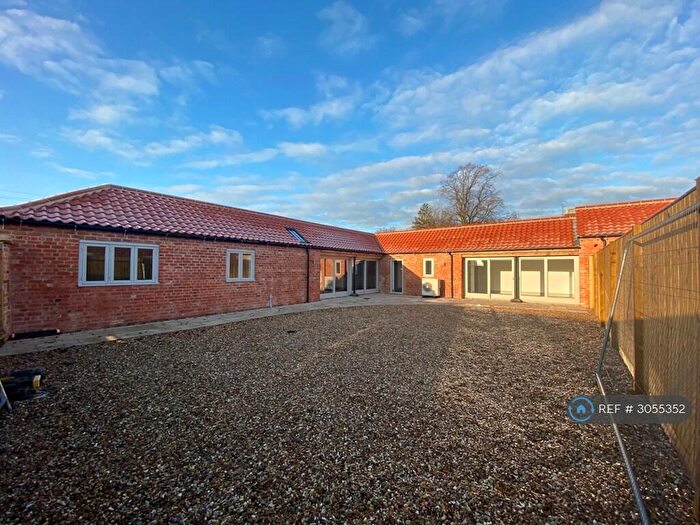 3 Bedroom Semi-Detached House To Rent In West Hill Court, Walcott, Lincoln, LN4