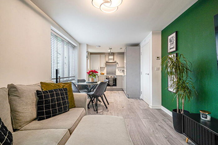 1 Bedroom Apartment For Sale In Vendace Road, Blythe Valley, B90