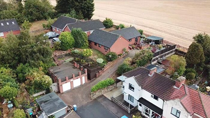 4 Bedroom Detached Bungalow For Sale In Quarry Heights, Spion Kop, Mansfield, NG20