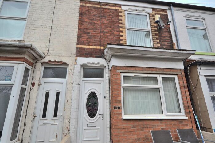 2 Bedroom Terraced House To Rent In Carlton Avenue, Delhi Street, Hull, HU9