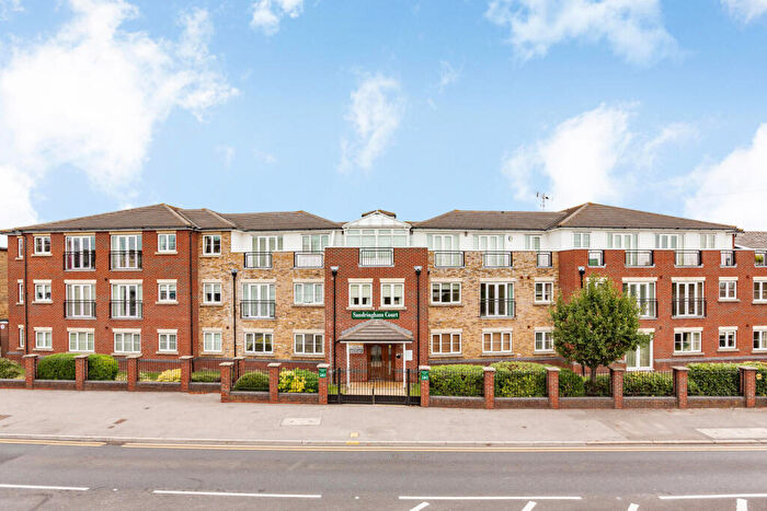 2 Bedroom Retirement Property For Sale In London Road, Benfleet, SS7