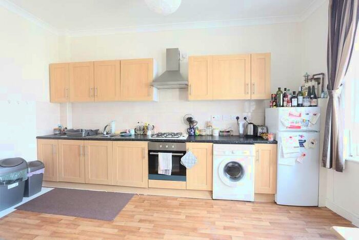 2 Bedroom Flat To Rent In Crescent Road Alexandra Palace N22