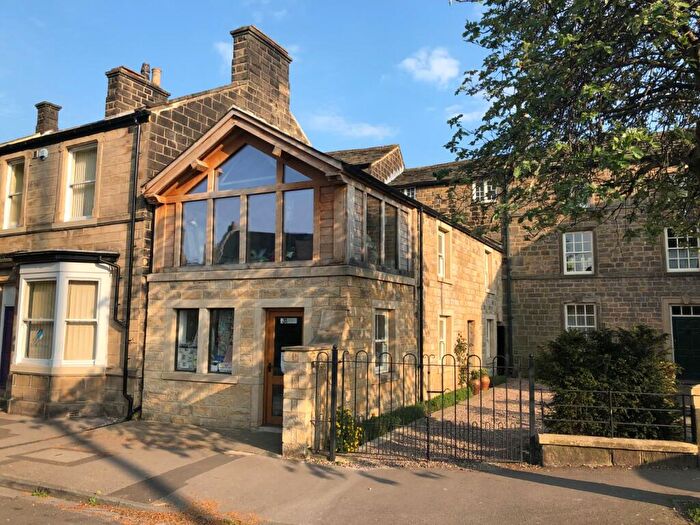 2 Bedroom Flat To Rent In Cross Green, Otley, West Yorkshire, LS21
