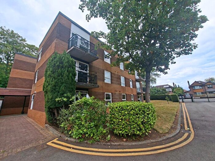 1 Bedroom Flat For Sale In Urmston Lane, Stretford, M32