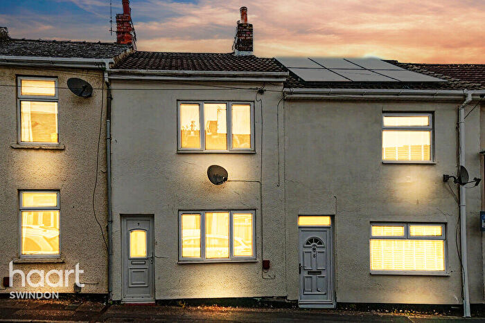 2 Bedroom Terraced House For Sale In Stanley Street, Swindon, SN1