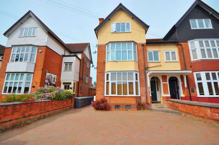 1 Bedroom Apartment To Rent In Musters Road, West Bridgford, Nottingham, Nottinghamshire, NG2