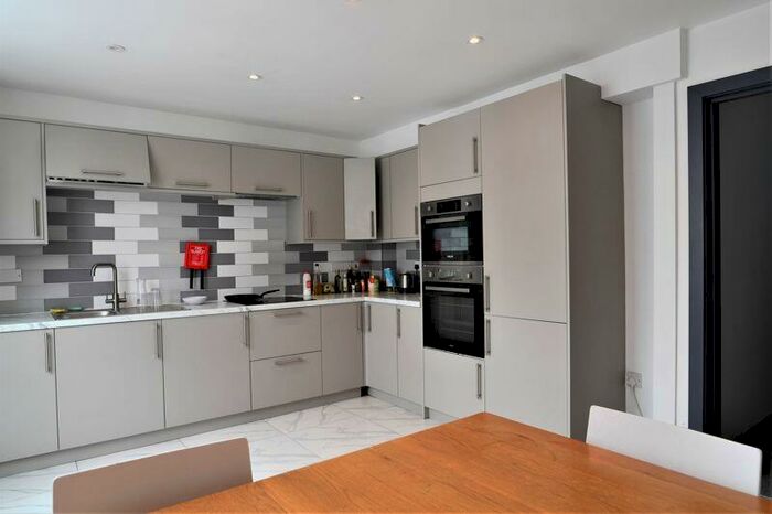 1 Bedroom Terraced House To Rent In Upper North Street, Brighton, BN1