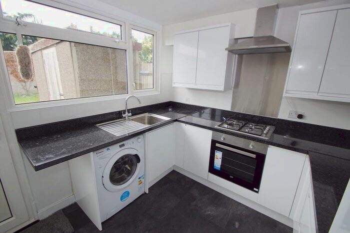 3 Bedroom Property To Rent In Hanbury Close, Burnham, Slough, SL1