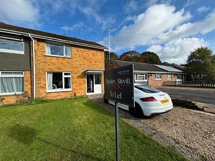 2 Bedroom End Of Terrace House To Rent In Dale Valley Road, Oakdale, Poole, BH15