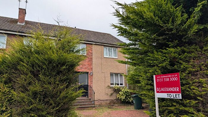 4 Bedroom Semi-Detached House To Rent In Clerwood View, Clerwood, Edinburgh, EH12