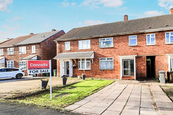 3 Bedroom Terraced House For Sale In Wentworth Road, Bushbury, Wolverhampton, WV10