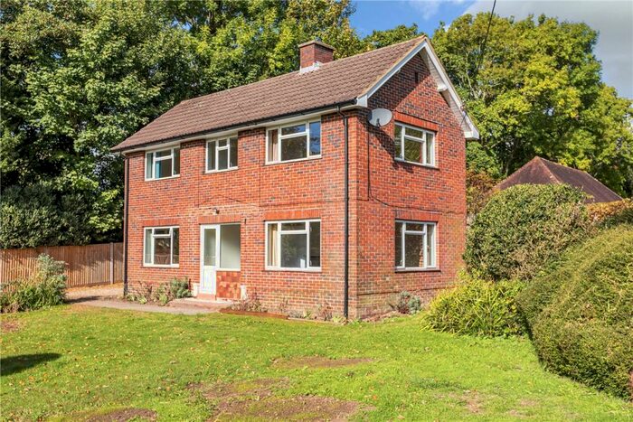 3 Bedroom Detached House To Rent In Jervis Court Lane, Swanmore, Southampton, Hampshire, SO32