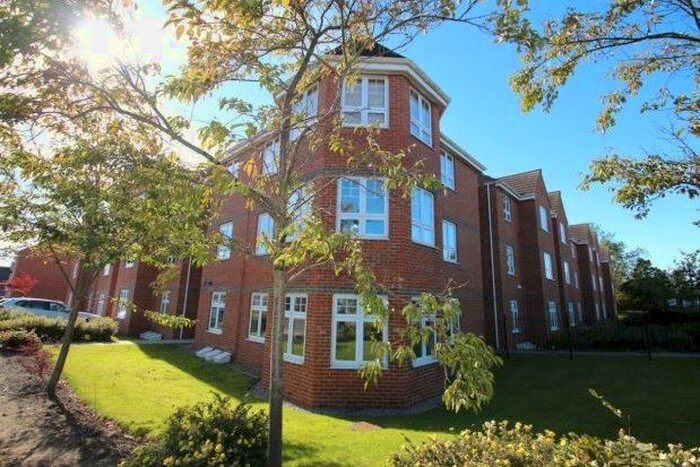 2 Bedroom Flat To Rent In Kenton Lane, Newcastle Upon Tyne, NE3