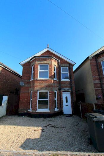 4 Bedroom Detached House To Rent In Superb Bedroom Student Property For August, BH9