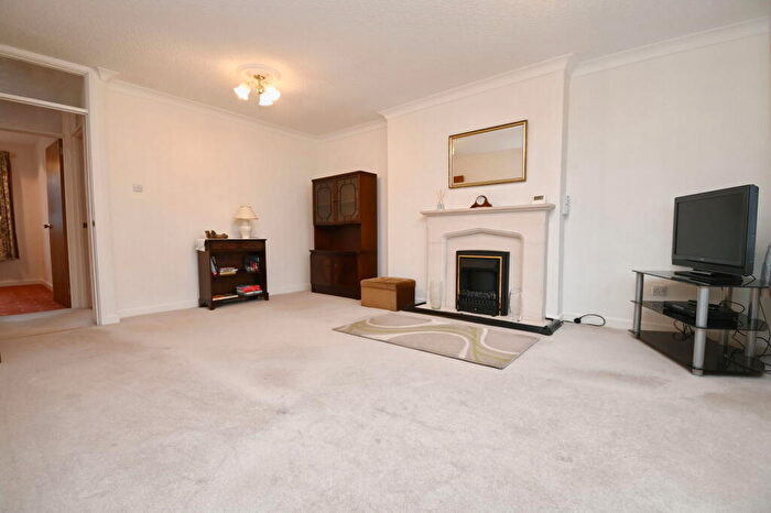 2 Bedroom Semi-Detached Bungalow For Sale In Bari Close, Darfield, Barnsley, S73