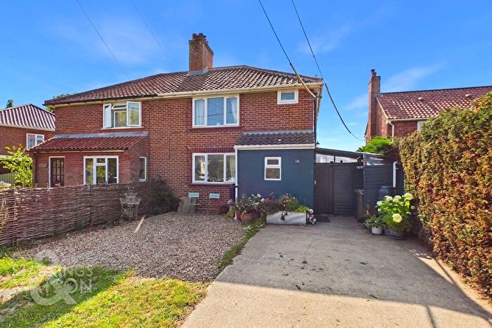 3 Bedroom Semi-Detached House For Sale In Mill Road, Hardwick, Norwich, NR15
