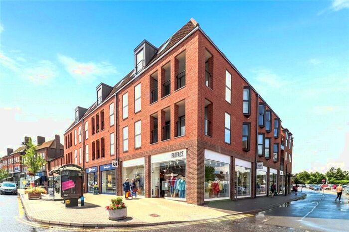 2 Bedroom Apartment To Rent In Regent Place, Sycamore Road, Amersham, Buckinghamshire, HP6