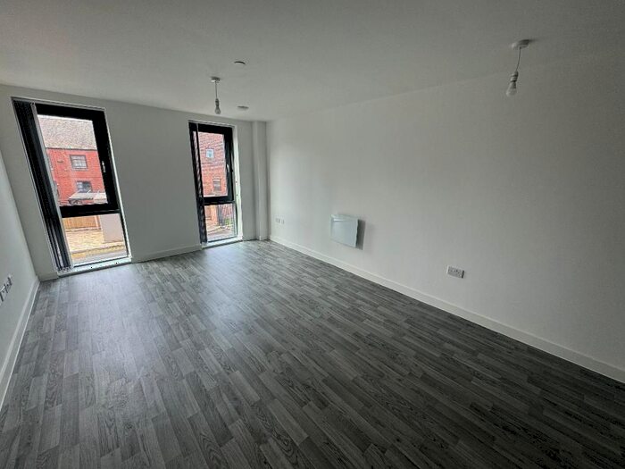 2 Bedroom Flat To Rent In Stockport Road, Ardwick, Manchester, M13