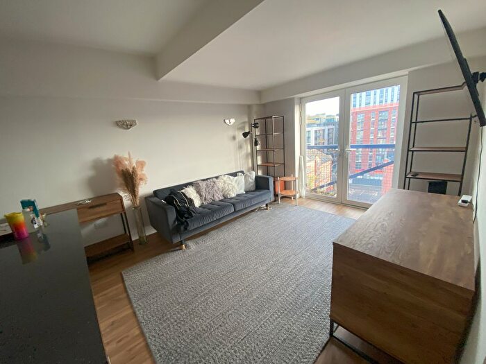 1 Bedroom Flat To Rent In Ferry Street, Bristol, BS1