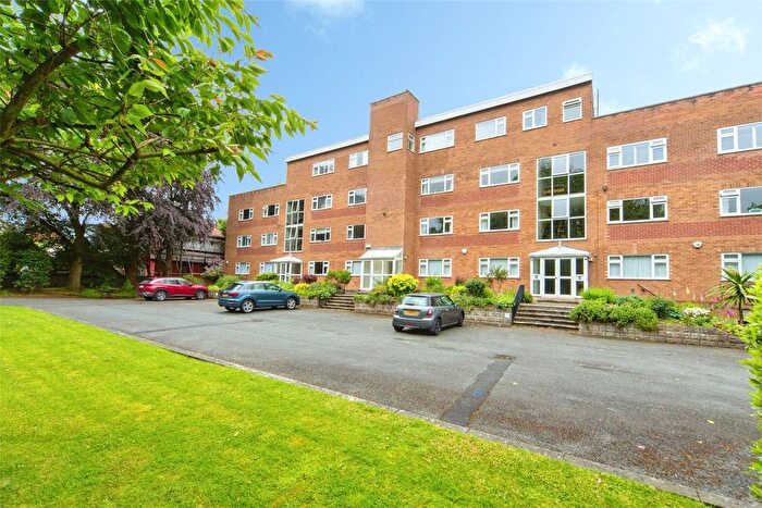 2 Bedroom Flat For Sale In Waterford Road, Prenton, CH43