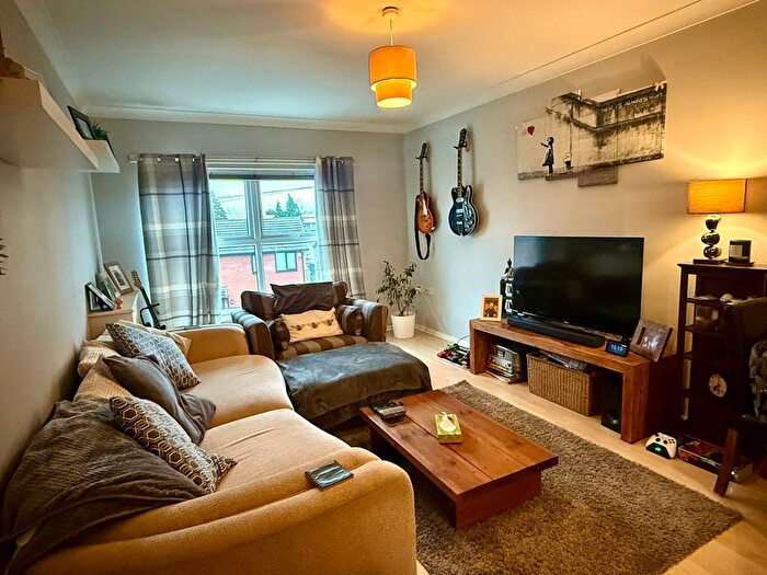 2 Bedroom Flat For Sale In Denton Road, Manchester, M34