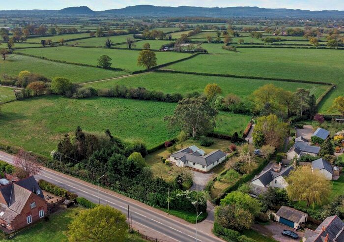 4 Bedroom Detached House For Sale In Clotton, Tarporley, Cheshire, CW6