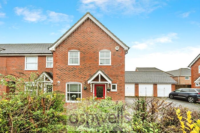 3 Bedroom Semi Detached House For Sale In Topaz Drive, Andover, SP10