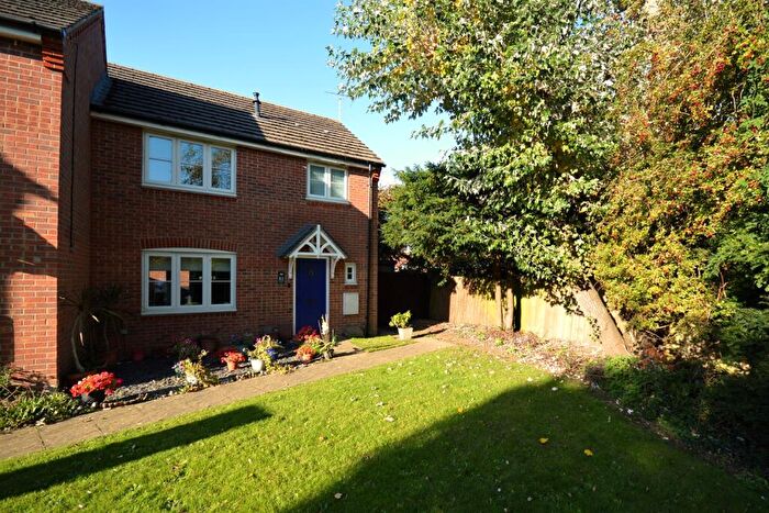 3 Bedroom End Of Terrace House To Rent In Baxendale Road, Chichester, PO19