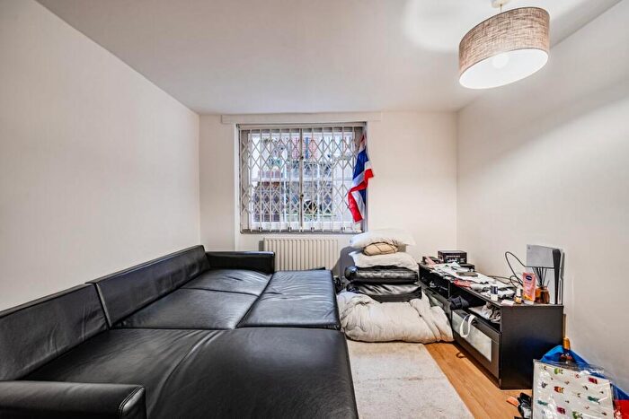 1 Bedroom Flat To Rent In Islington Park Street London, N1