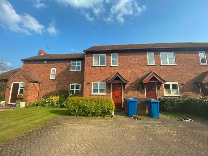 2 Bedroom House To Rent In Victoria Meadow, Elford, B79