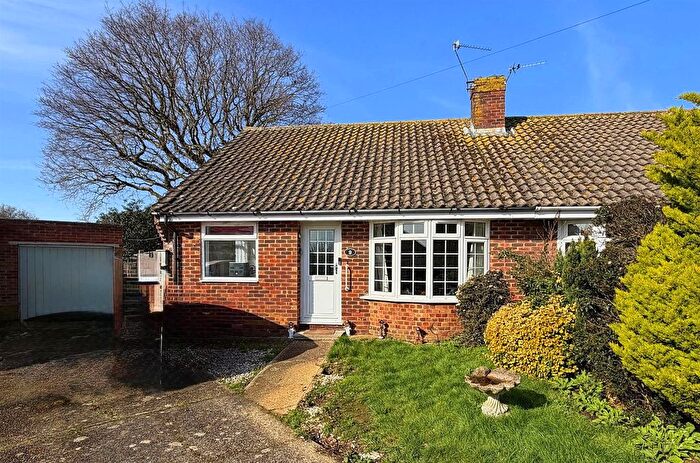 2 Bedroom Detached Bungalow For Sale In Victoria Close, Polegate, BN26