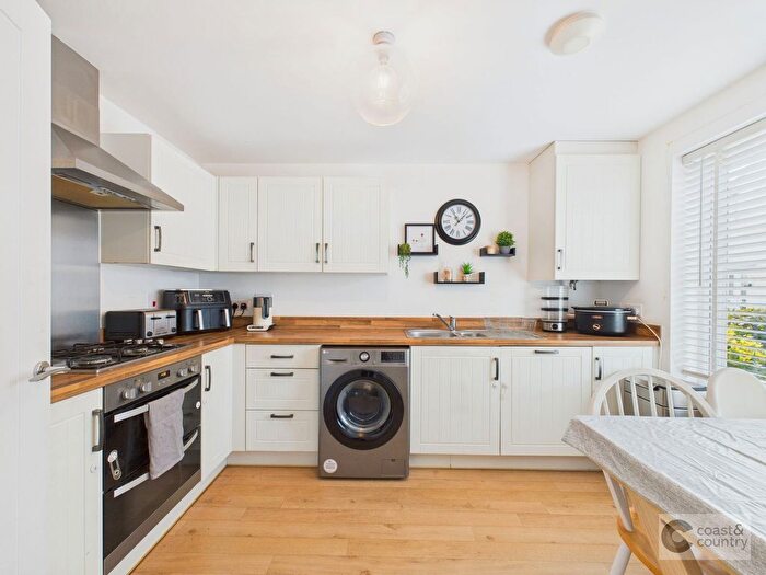 3 Bedroom Detached House For Sale In Burnet Road, Newton Abbot, TQ12