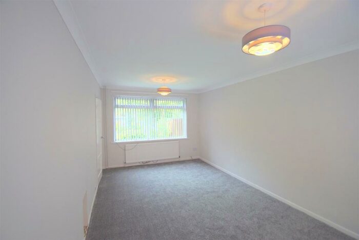 2 Bedroom Semi-Detached House To Rent In Easterly Road, Leeds, LS8